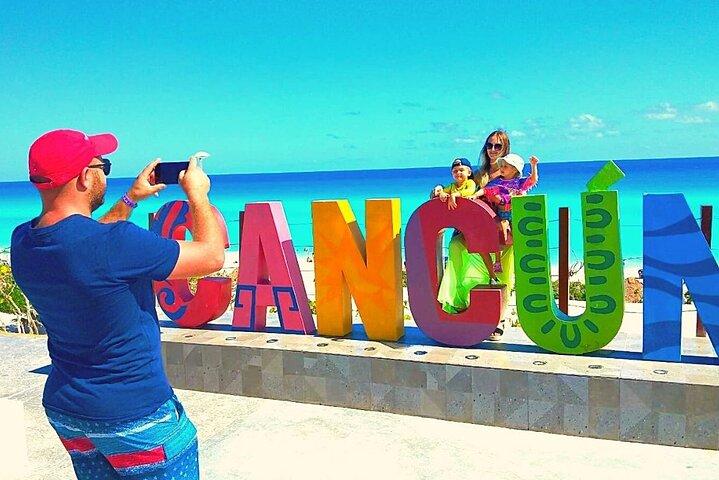 Cancun Guided Bus City Tour with visit to mayan ruins