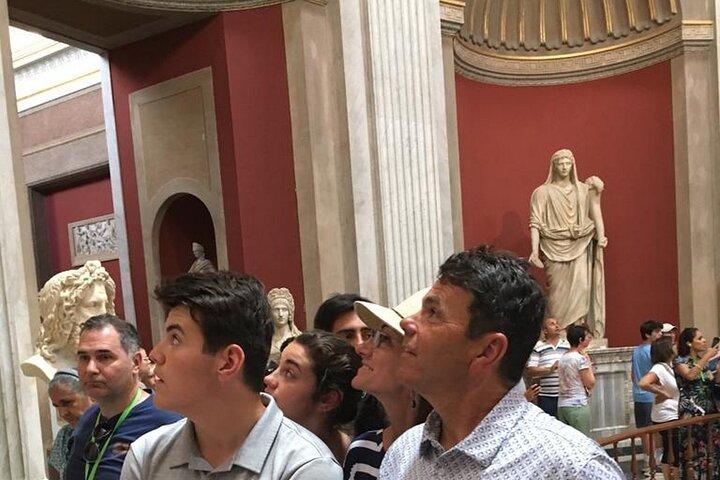 Private tour: Vatican Museums SistineChapel and StPeters Basilica