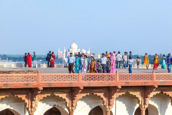 2-Night Private Tour of Taj Mahal and Agra with Pick Up from UAE