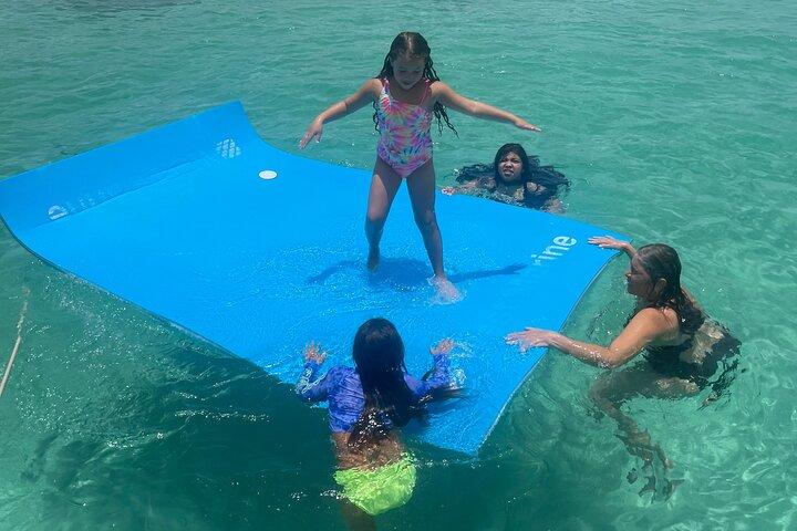 All inclusive Private Tour to Icacos and Palomino Island