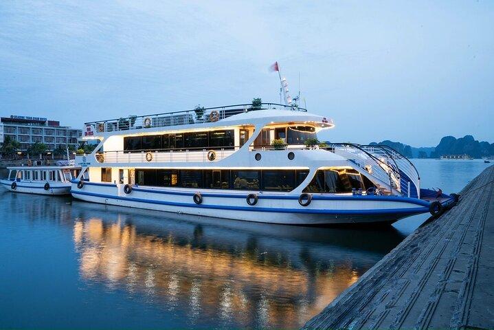 Ha long bay Luxury 5 star cruise La Casta Full Day tour