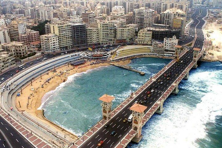 Alexandria Sightseeing 1 Day Tour by Car from Cairo