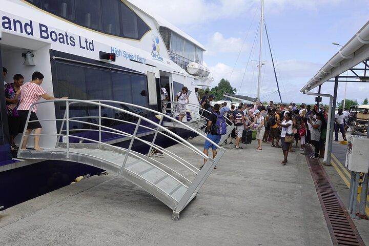 Cat Cocos: Praslin Island to Mahe Island Fast Ferry