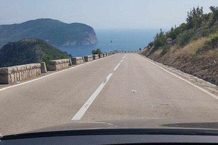 Private Transfer from Budva to Podgorica Airport and city