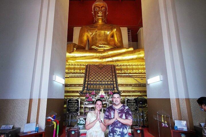 Bangkok Selfie Expert Tour: Little India, Wat Traimit & Wat Pho