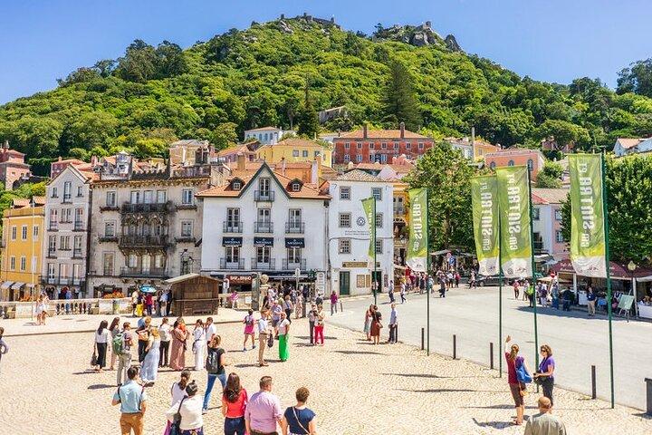 Full Day Tour: Sintra, Pena Palace, Cabo da Roca, Cascais