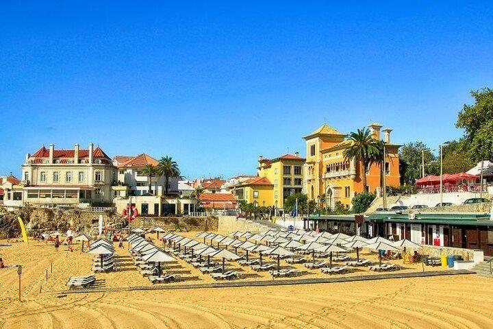 Full Day Tour: Sintra, Pena Palace, Cabo da Roca, Cascais