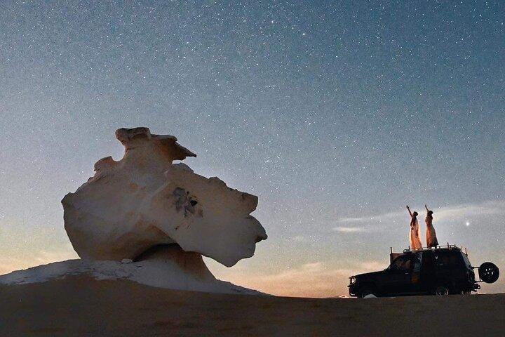 4 Days White Desert and Bahariya Oasis Tour