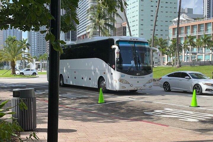 Key West Sail and Snorkel with Hotel Transportation from Miami
