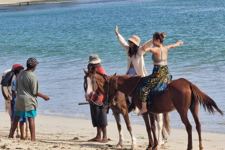 Fijian pottery crafting Village Experience & Natadola Beach Tour