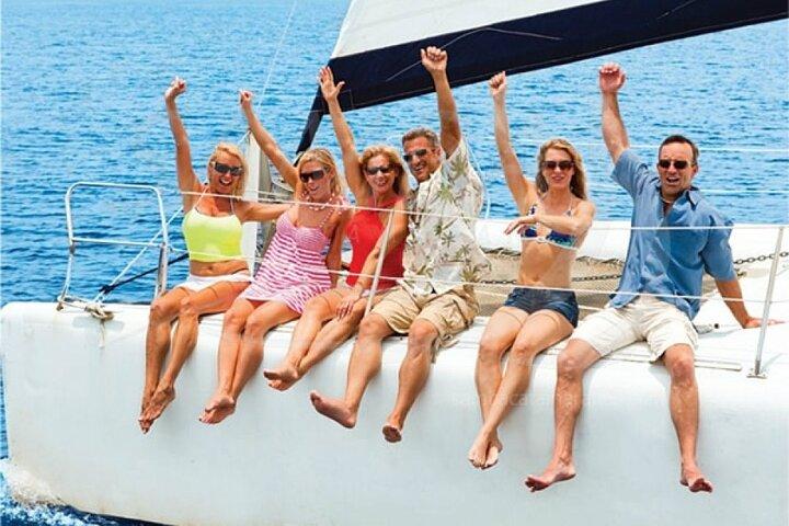 Sailing Catamaran Party to Isla Mujeres from Cancun