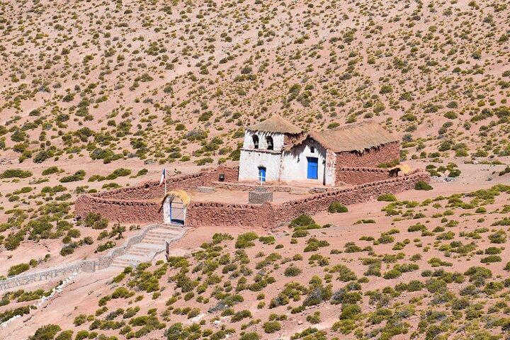 Full Day Tour to Geyser del Tatio, Vado Putana and Machuca