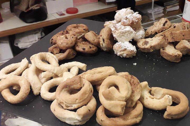 Lecce History and Street Food Tasting Small Group Tour