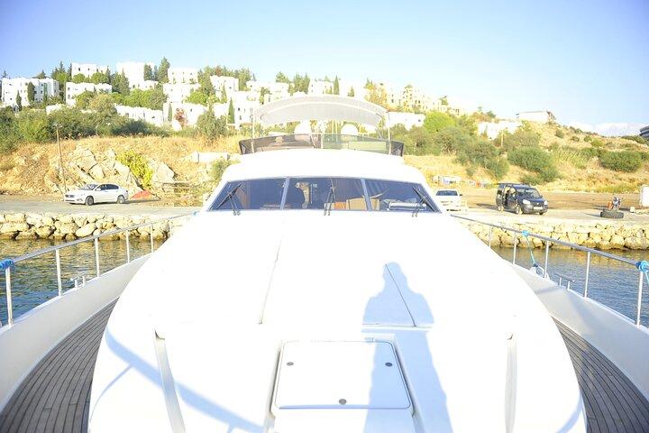 All-Inclusive Private Luxury Yacht Tour in Alanya.