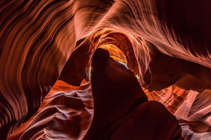 Secret Antelope Canyon and Horseshoe Bend Tour from Page