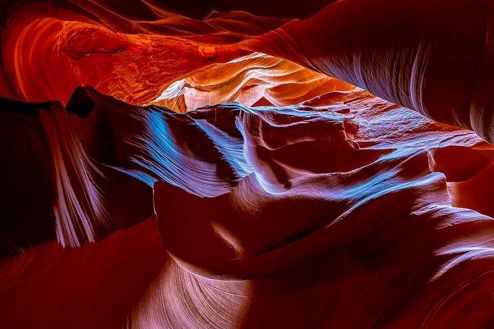 Secret Antelope Canyon and Horseshoe Bend Tour from Page