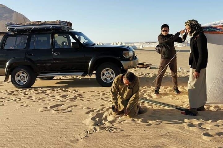 3Day White Desert Black Desert & Bahariya Oasis Safari from Cairo
