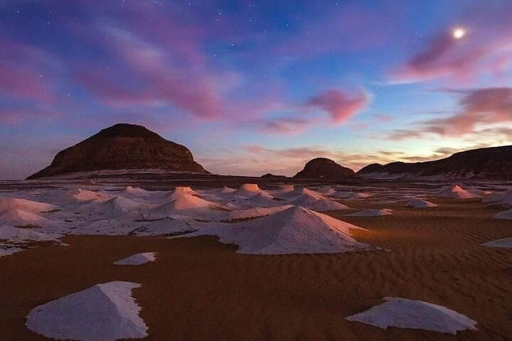 3Day White Desert Black Desert & Bahariya Oasis Safari from Cairo