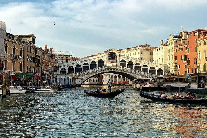 Venice Legends and Mysteries: Private 2-hour Evening Walking Tour