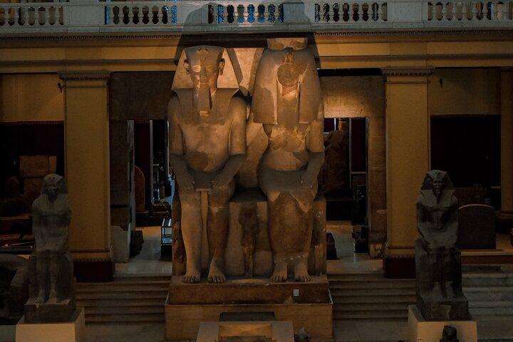 Tour To Pyramids, Museum Visit & Dinner Cruise Combo