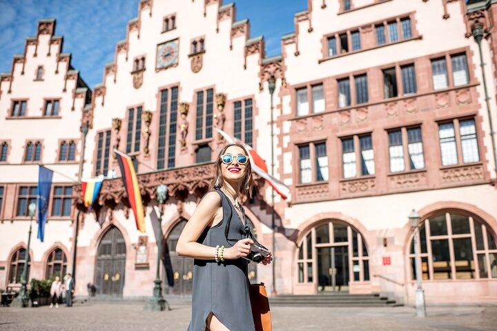 Frankfurt Private Walking Tour with Relaxing Cruise