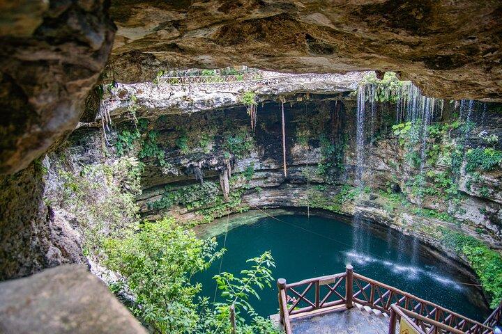 Chichen Itza, Cenote Swim & Izamal Magic Town with Buffet Lunch