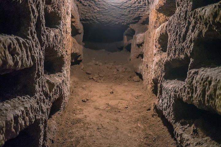 Rome Underground Catacombs Exclusive Guided Tour, Ticket and Transfer Included