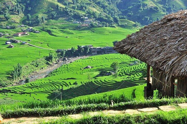 2-Day Trekking Adventure of Sapa from Hanoi with Night Bus