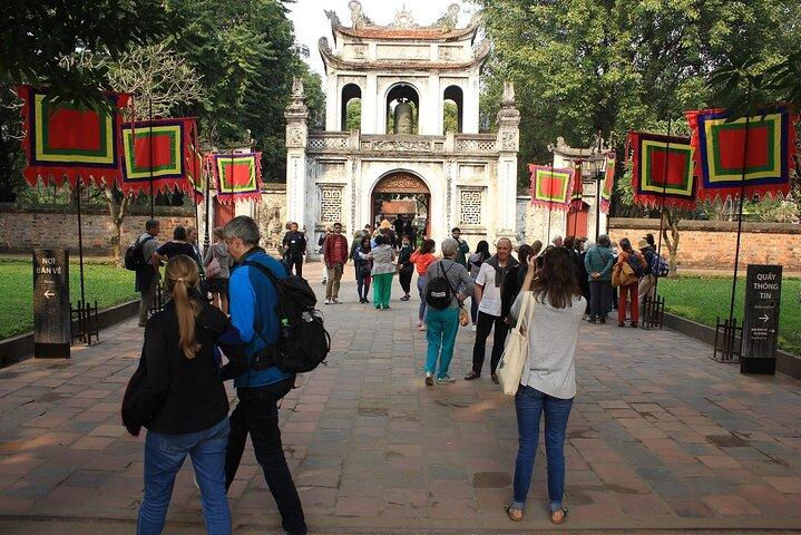 Discover Hanoi City 1 Day Tour