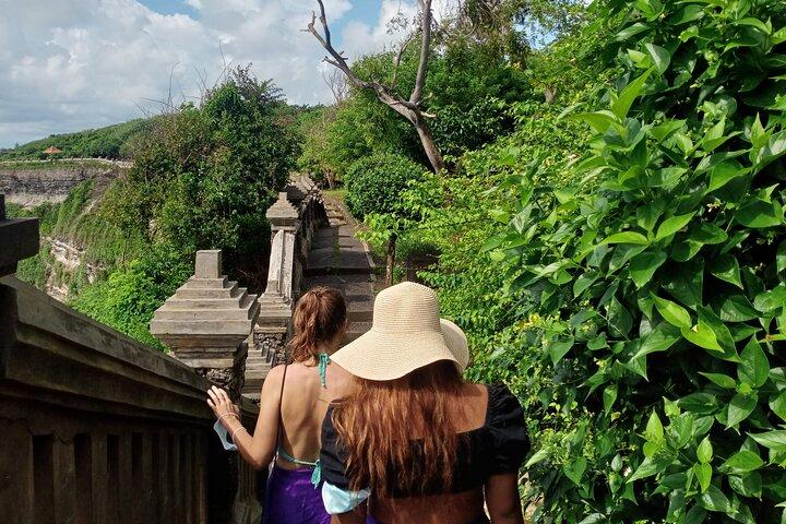 All Inclusive Kecak Dance and Uluwatu Temple Admission Ticket