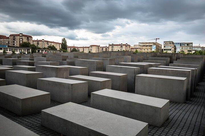 Berlin Wall - East and West Berlin Private Walking Tour