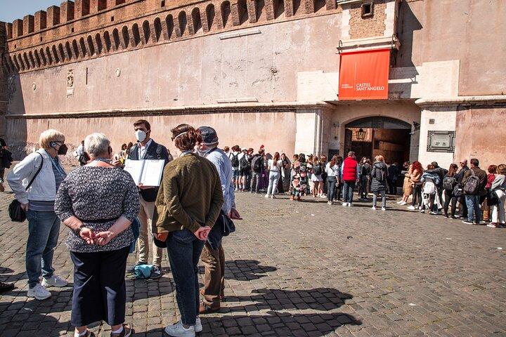 Rome: Guided Tour of the Secrets Beneath Castel Sant'Angelo