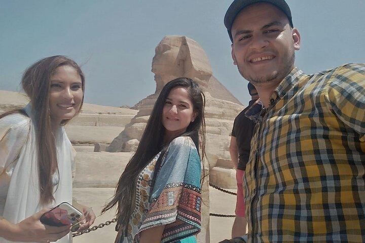 Cairo 8 Hour Private Tour of Pyramids & Grand Egyptian Museum
