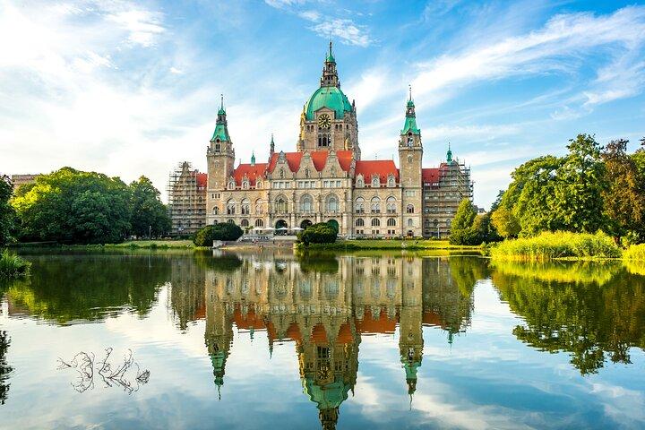 From Hamburg to Hannover - Private One-Day Trip by Car