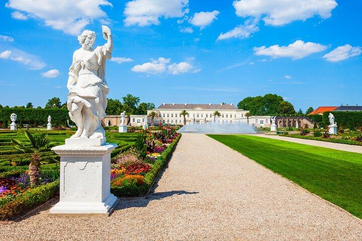 From Hamburg to Hannover - Private One-Day Trip by Car