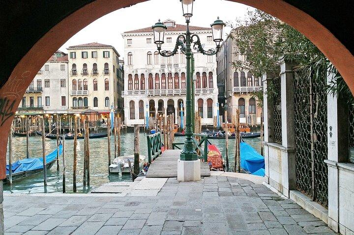 Venice highlights and hidden gems Small Group walking tour