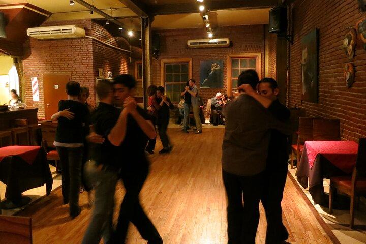 Buenos Aires Tango Tour Including Class and Milongas