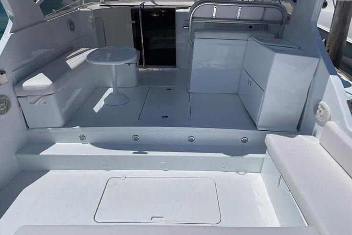 Private Yacht Cancun 42ft up to 8 people