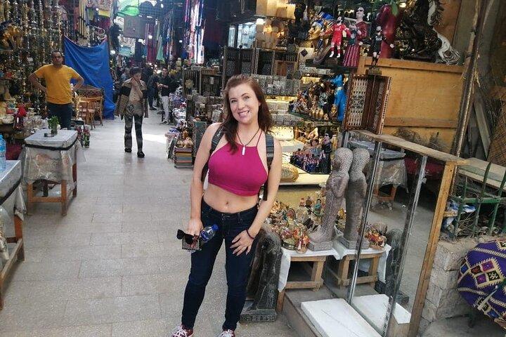 Shopping Tours In Market Khan Kahili , Guide and Private Vehicle
