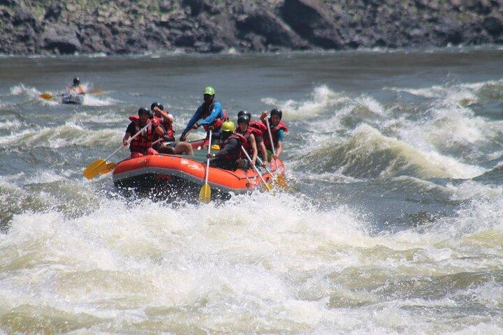 Victoria Falls Zimbabwe Whitewater Rafting Zambezi River