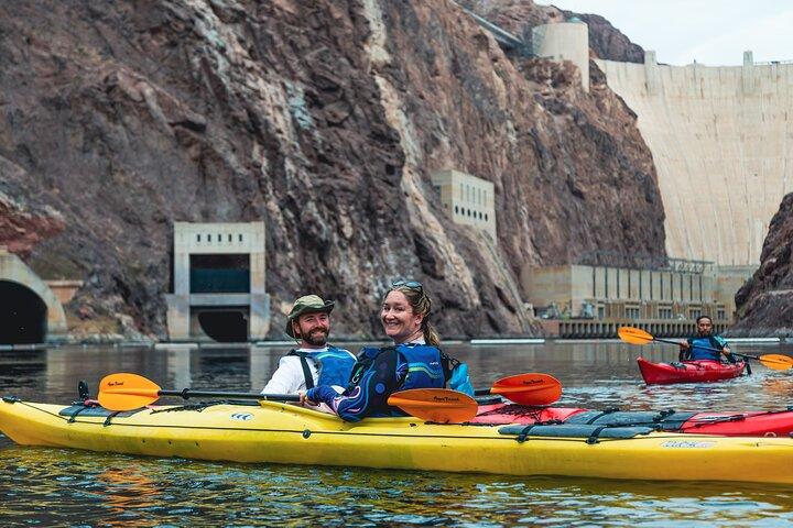 Hoover Dam and Hot Springs Kayak Tour with Lunch and Expert Guide