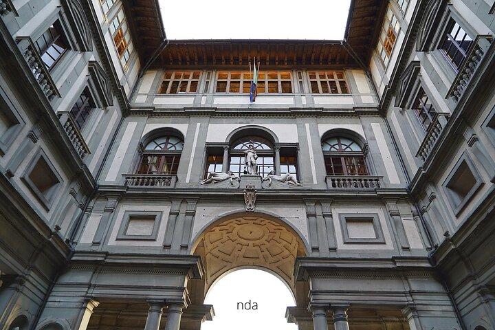 Florence Highlights Self guided scavenger hunt and Walking Tour