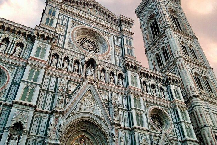 Florence Highlights Self guided scavenger hunt and Walking Tour