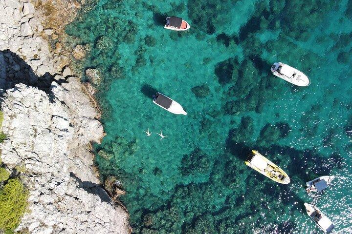Private speedboat tour- Blue Cave/Green Caves/sandy beach