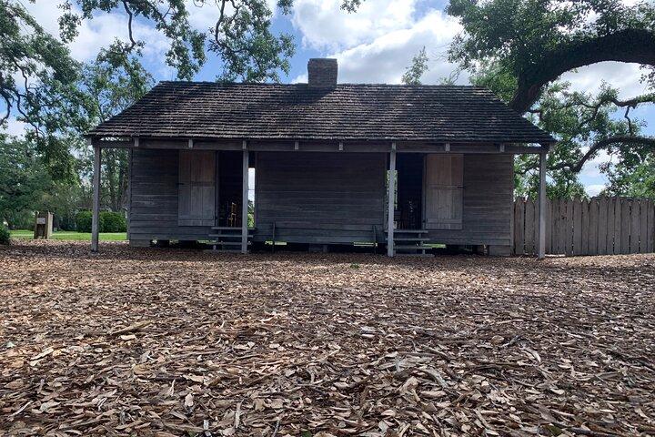 Oak Alley Plantation Tour with Hotel Pickup from New Orleans