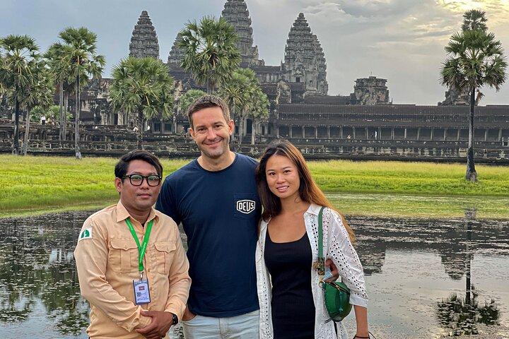 Private Angkor Wat Sunrise Tour and Tonle Sap Boat Cruise