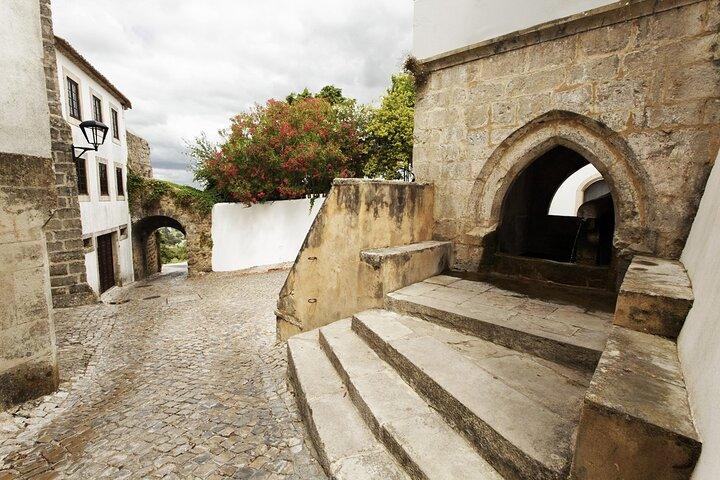 Ourém, Tomar and Almourol Castle Full Day Private Tour from Lisbon