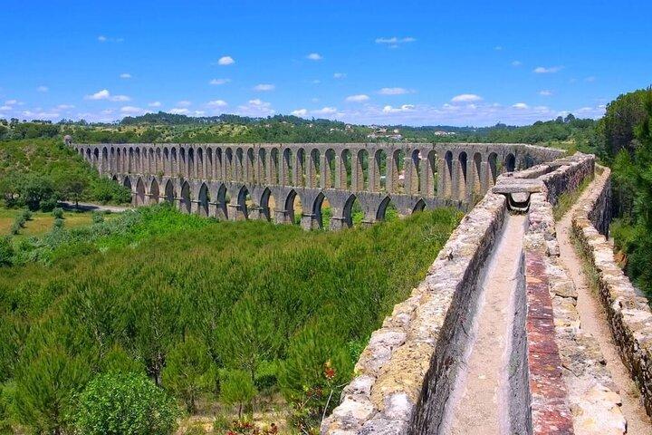 Ourém, Tomar and Almourol Castle Full Day Private Tour from Lisbon