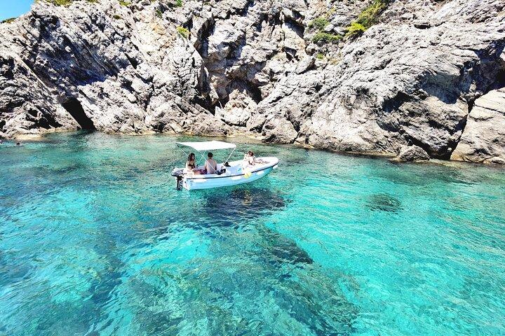 Dubrovnik Self-Drive Boat Rental for up to 6 People