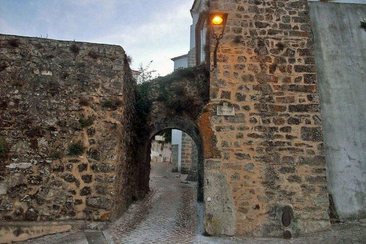Ourém, Tomar and Almourol Castle Full Day Private Tour from Lisbon
